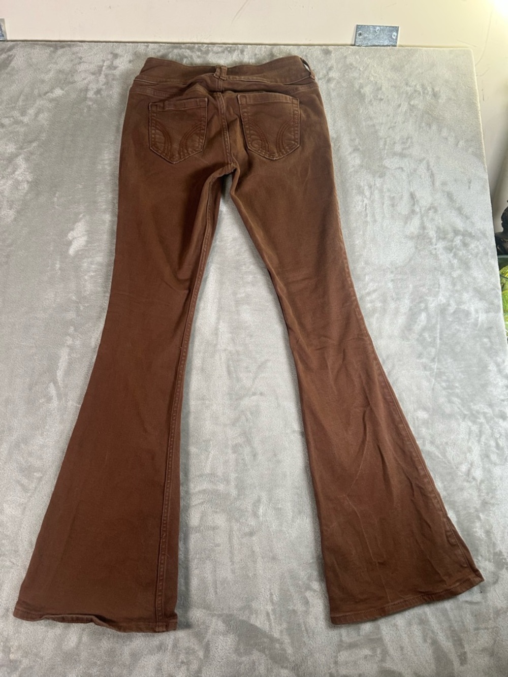 Hollister low rise Brown Flared Pants - Picture 3 of 9